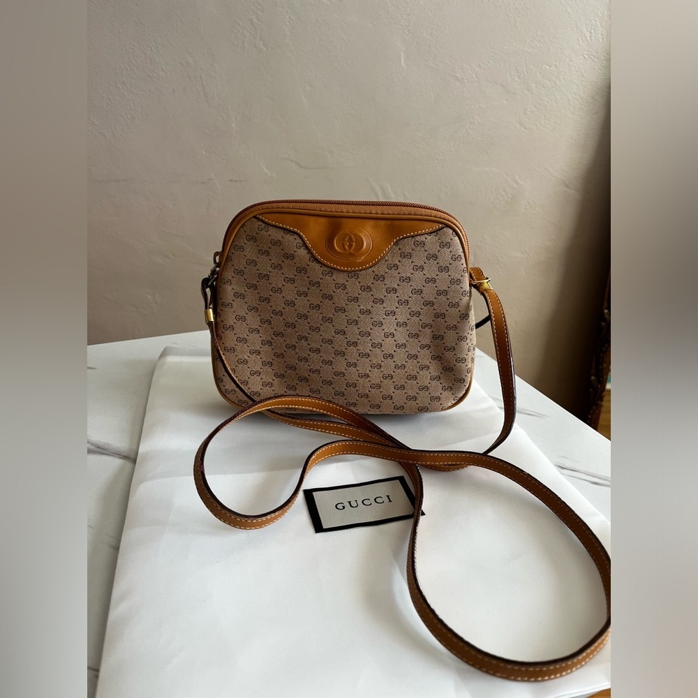 Authentic Gucci Vintage Micro GG Crossbody